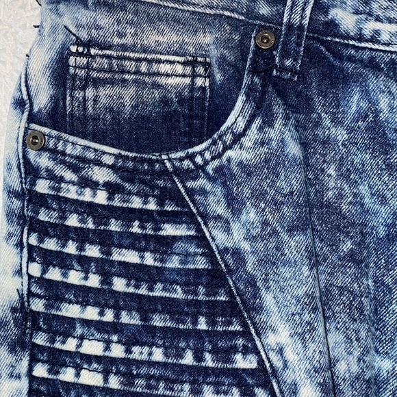 Trillnation Moto Zipper Skinny Fit Jeans - Picture 9 of 13